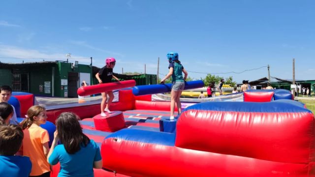El pasado miércoles los alumnos de Tercer Ciclo de Ed. Primaria realizaron la excursión de fin de curso 🙌 Fue una jornada intensa en la que realizaron un montón de actividades y la diversión acompañó a lo largo de todo el día ✨️😊

#FinDeCurso #Excursión #EducaciónPrimaria #SantaCruzGuadalajara